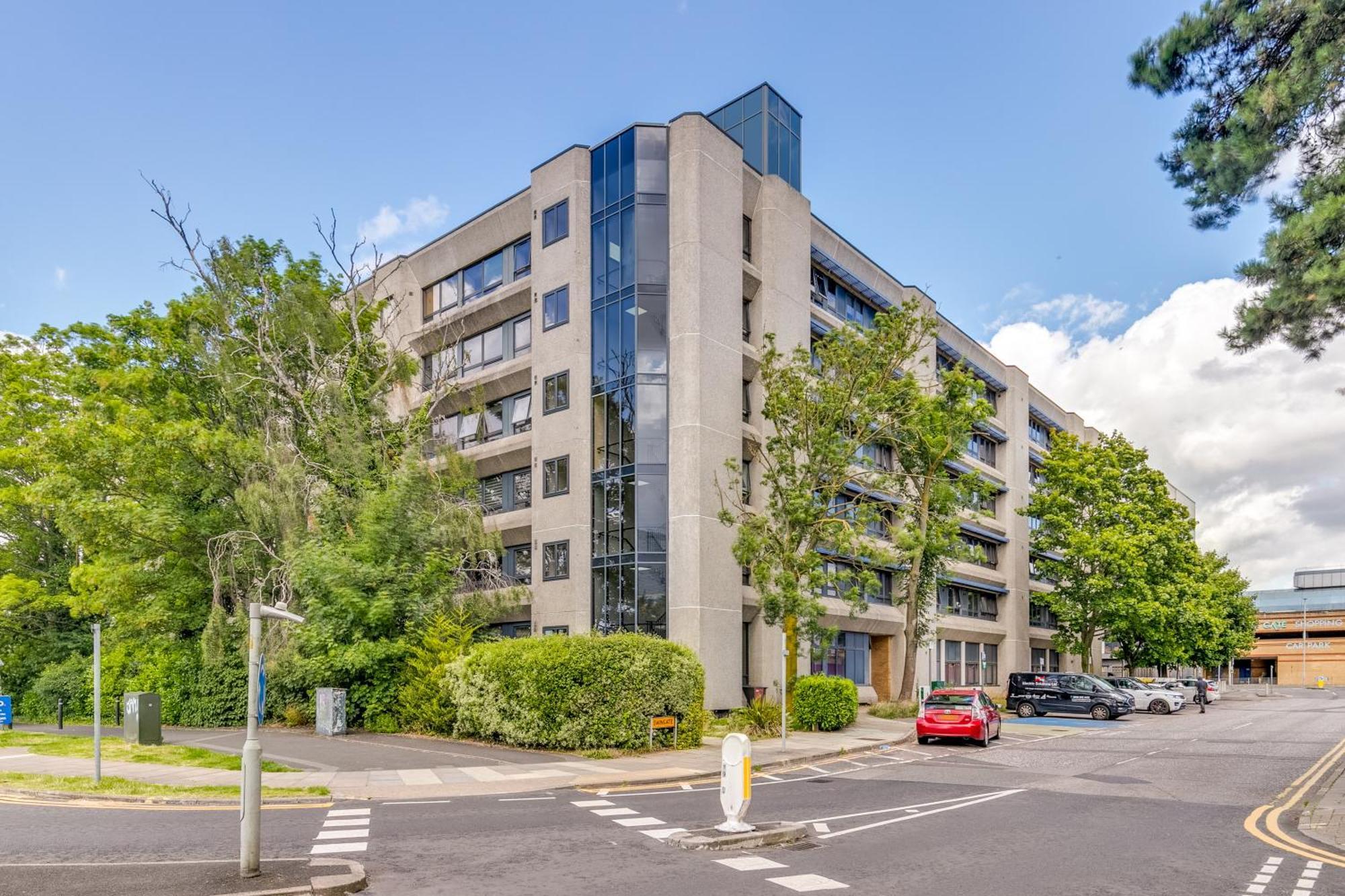 Modern Comfort Flat Town Centre Up To 8 People Apartment Stevenage Exterior photo